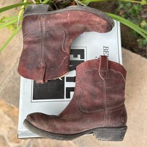 Frye Carson Lug Short Boot 🤠